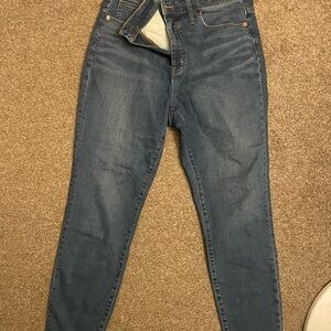 Madewell Women's Skinny Jeans in Dark Blue